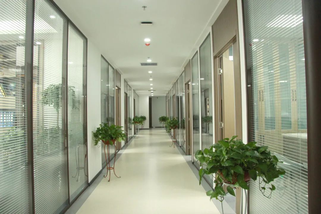 辦公區域 辦公區域